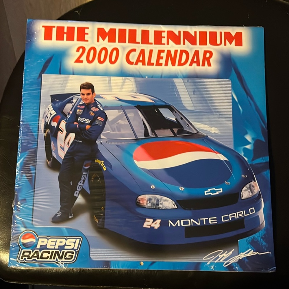 Sealed Pepsi Nascar Racing - Millennium 2000 Calendar - Jeff Gordon